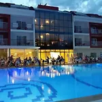 Rose Hotel