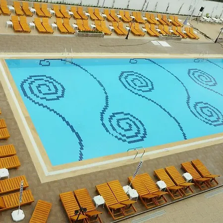 Rose Hotel