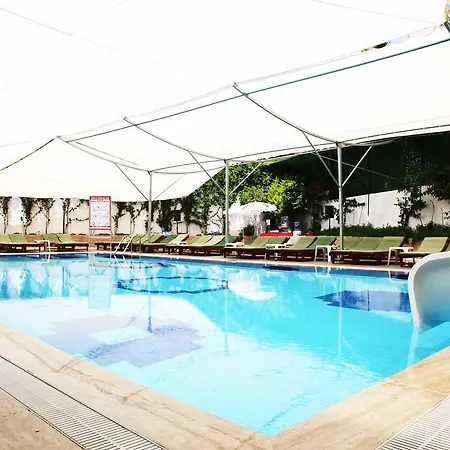 Rose Hotel 3*